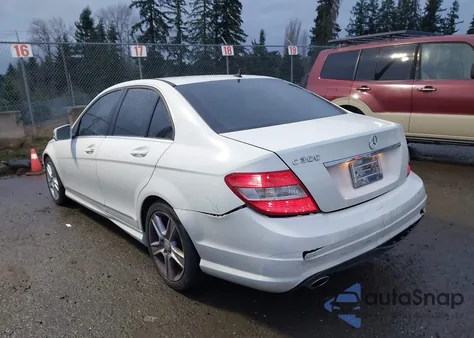 2010 Mercedes-Benz C 300 Sport из США, поврежденный, VIN WDDGF5EB4AF460531